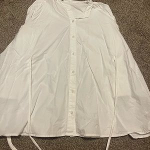 White shirt, little wear, no longer fits